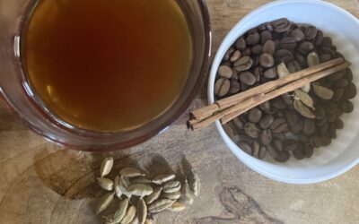 Cardamom and cinnamon coffee