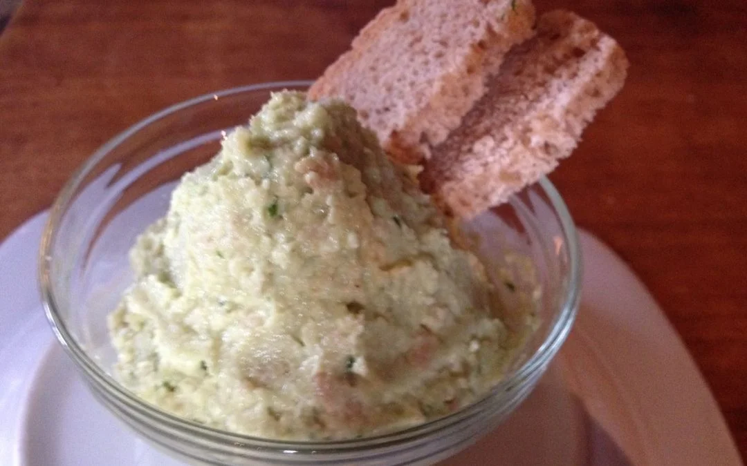 Humus de cacahuete y aguacate